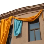 Tendiendo ropa en la fachada de un edificio: ¿es legal?